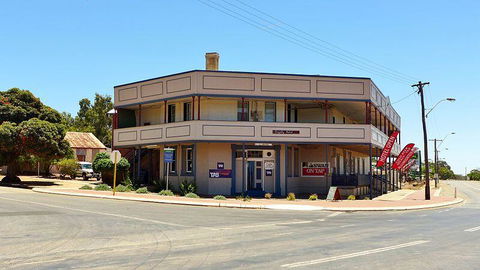 Pingelly Hotel - Maitland Accommodation 0