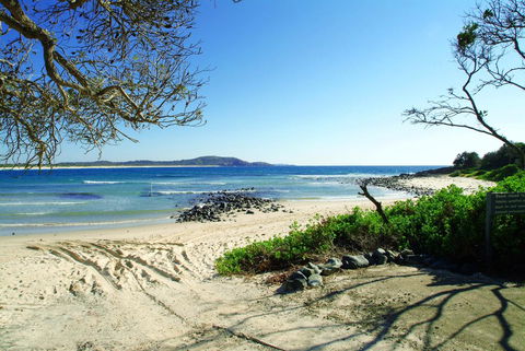 Plomer Beach House - Maitland Accommodation 3