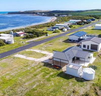 Plovers Rest at Cape Douglas - Maitland Accommodation