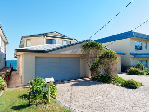 Portovenere Fishermans Bay - Maitland Accommodation 1