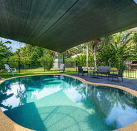 Private Pool Big Backyard Aircon - Paradise - Maitland Accommodation