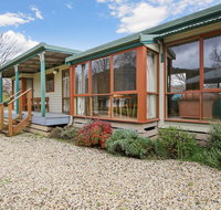 R  R in Bright - Short walk to town - Maitland Accommodation