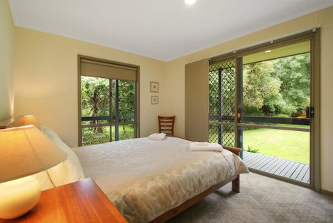 Rail Trail Cottage - BRIGHT - Maitland Accommodation 1