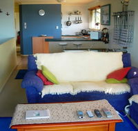 Rainbow Breezes 4 - Rainbow Beach Townhouse with breath-taking ocean views to Fraser Island - Maitland Accommodation
