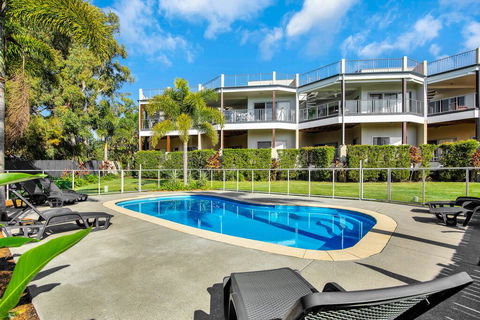 Rainbow Towers 2 - Rainbow Beach, High On The Hill, Panoramic Views, Wi-Fi - Maitland Accommodation 0