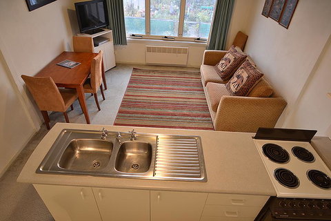 Razorback 9 - Maitland Accommodation 2