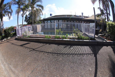 Reign Inn Newcastle - Maitland Accommodation 2