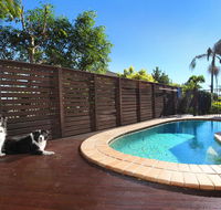 Relax at Coolum - Maitland Accommodation