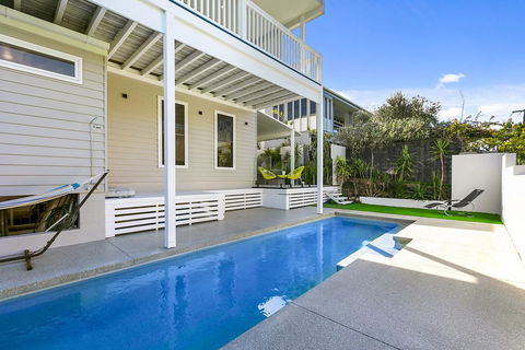 Relax In Style, Peregian Beach - Maitland Accommodation 2