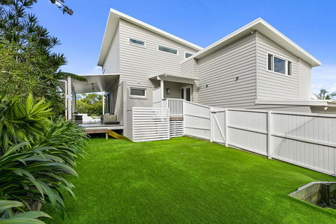 Relax In Style, Peregian Beach - Maitland Accommodation 3