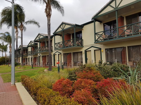 Renmark Hotel Motel - Maitland Accommodation 0