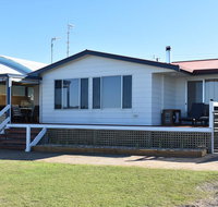 Rising Tide Beach House - Maitland Accommodation