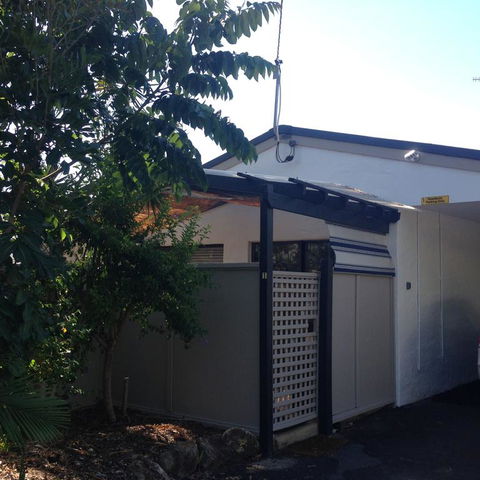 Riverina Beach Villa - Maitland Accommodation 3