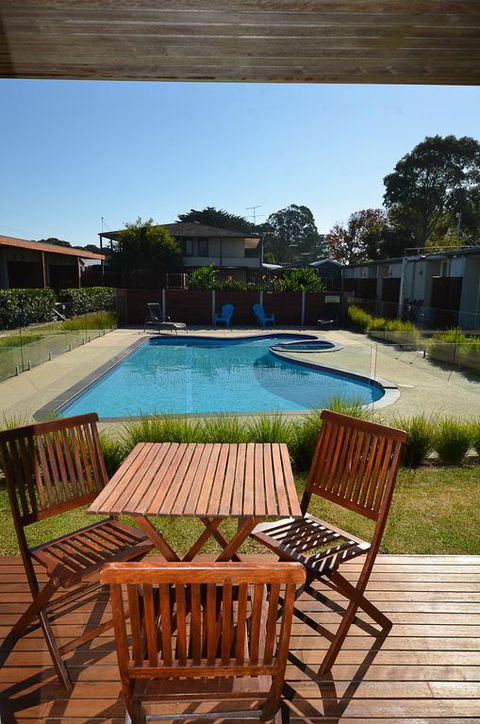Riverside Ocean Grove - Maitland Accommodation 3