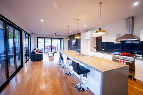 RL Apartments 3 Simms St - Maitland Accommodation 2