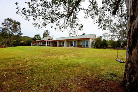 Rothbury Escape - Maitland Accommodation 0