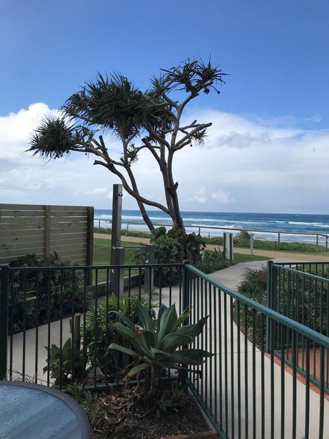 Sanctuary Beach Resort - Maitland Accommodation 2