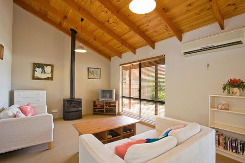 Sandhurst Escape 2-17 - Maitland Accommodation 0