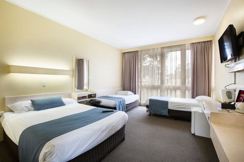 Sandown Park Hotel Noble Park - Maitland Accommodation 1