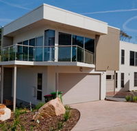 Sea La Vie - Maitland Accommodation