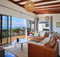 Seakissed Beach House - Maitland Accommodation