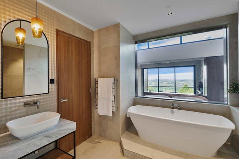 Sequoia Lodge - Maitland Accommodation 0