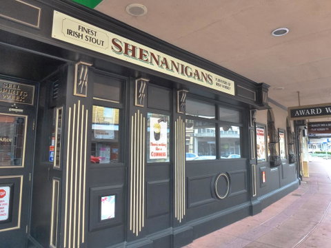 Shenanigans At The Imperial - Maitland Accommodation 0