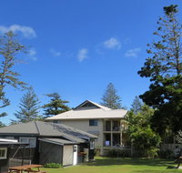 Shirley Street Beachhouses - Maitland Accommodation
