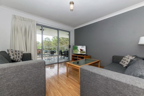 Shoal Bay Beach Club, 17/2 Shoal Bay Road - Maitland Accommodation 0