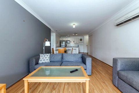 Shoal Bay Beach Club, 17/2 Shoal Bay Road - Maitland Accommodation 2