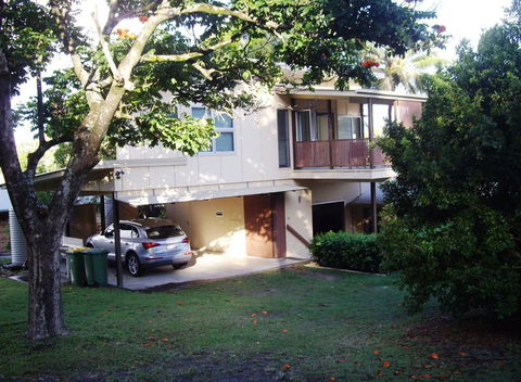 Sinclair - Rainbow Beach, Modern Beach House Close To Everything, Free Wi-Fi - Maitland Accommodation 0