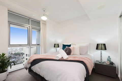 SK1 - Spotless 2BR SkyHome Long Stays Welcome - Maitland Accommodation 2