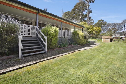 Snowstream Riverside Apartments - Unit 2 - Maitland Accommodation 1