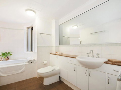 Solaris 4 - Maitland Accommodation 1