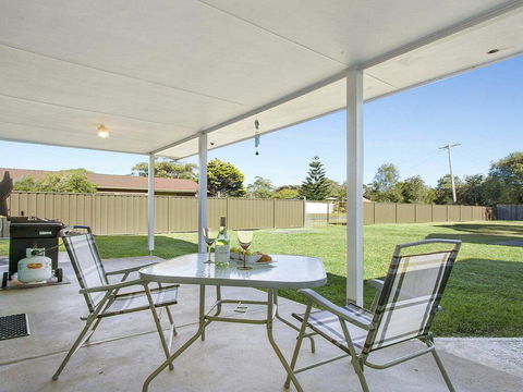 Soundwaves - Games Room With Table Tennis - Maitland Accommodation 0