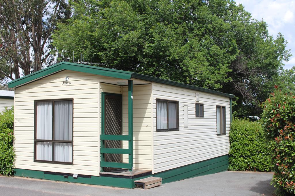 Pialligo ACT Maitland Accommodation