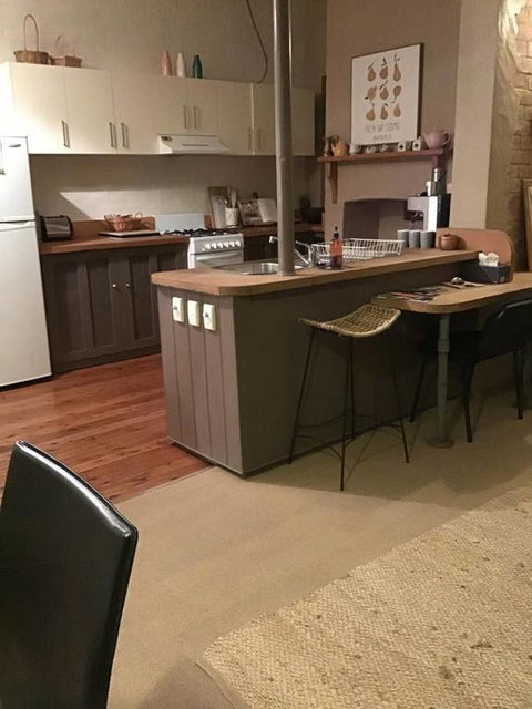 Stanton House, Central,Pets Welcome,Free WiFi&Breakfast! - Maitland Accommodation 3