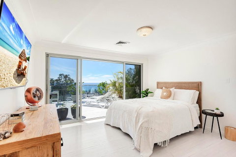 Stunning Oceanview Retreat Between Beach And Bush - Maitland Accommodation 2