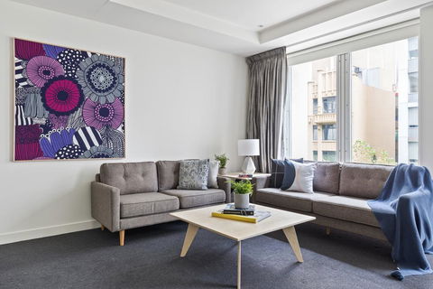 Stunning, Central Huge CBD Pad, Free WiFi, Netflix - Maitland Accommodation 3