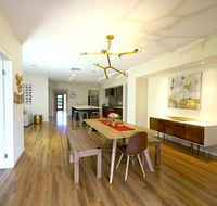 Stylish Luxe House For Big Group Near Shopping Center - Maitland Accommodation