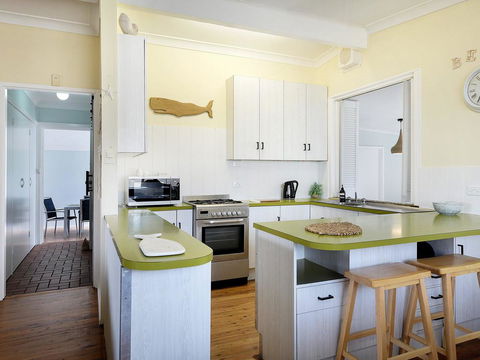 Summer Salt - Maitland Accommodation 2