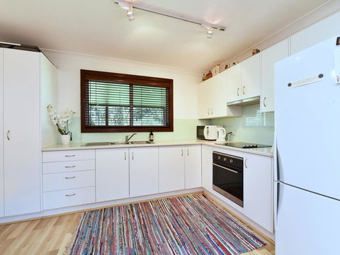 Summerfield Cottage - Hunter Valley, Renovated House In Central North Rothbury - Maitland Accommodation 1