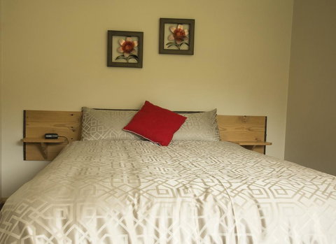 Sunny Gum - Maitland Accommodation 2