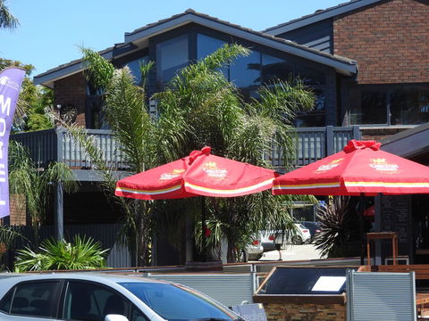 Surf City Motel - Maitland Accommodation 1
