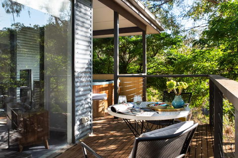Swiss Mt Villa 2 - Maitland Accommodation 3