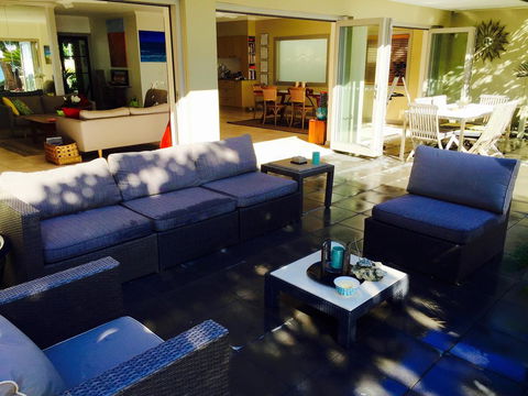 Tali Oak Beach House - Maitland Accommodation 2