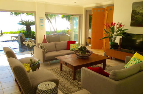 Tali Oak Beach House - Maitland Accommodation 1