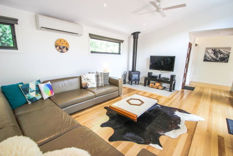 The Base One - Maitland Accommodation 2