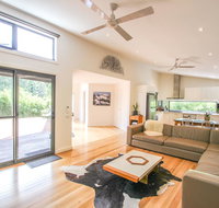 The Base One - Maitland Accommodation