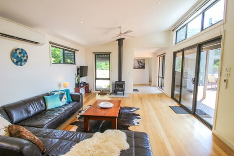 The Base Two - Maitland Accommodation 1